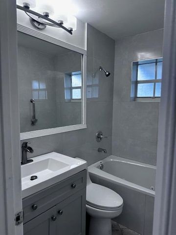 5408 NW 49th Avenue, Tamarac, FL 33319