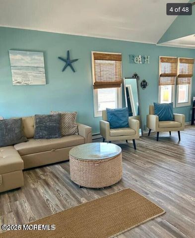123 Franklin Avenue Front Upper, Seaside Heights, NJ 08751