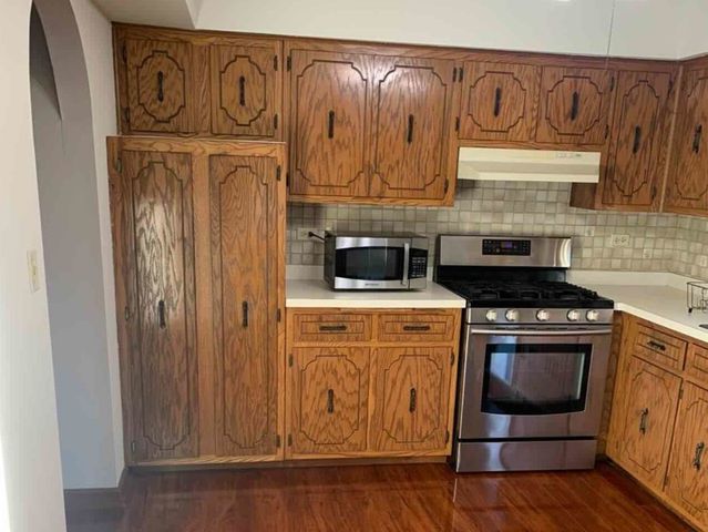 7913 Paxton Avenue 1W, Tinley Park, IL 60477