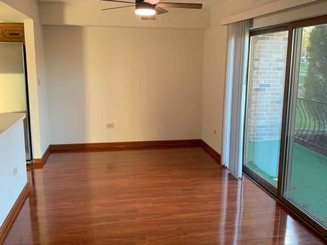 7913 Paxton Avenue 1W, Tinley Park, IL 60477