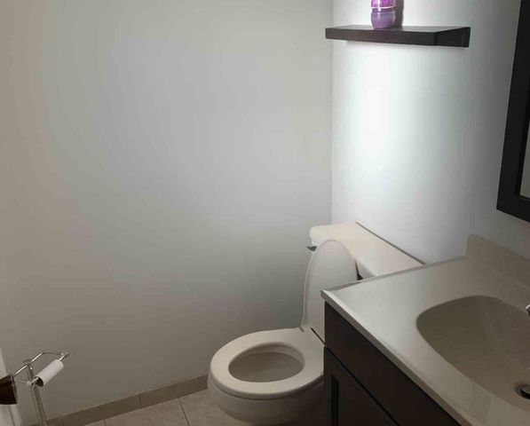 7913 Paxton Avenue 1W, Tinley Park, IL 60477