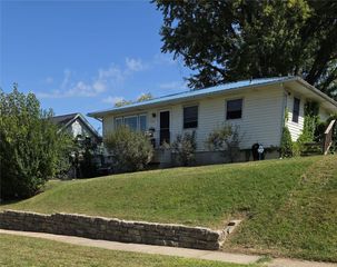 415 16th Street, Marion, IA 52302