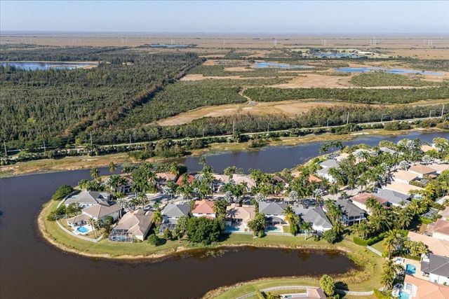 2543 Hunters Run Way, Weston, FL 33327