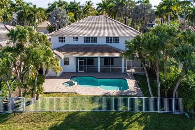 2543 Hunters Run Way, Weston, FL 33327