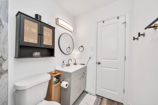 3224 Timmons Lane 168, Houston, TX 77027