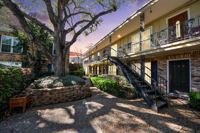 3224 Timmons Lane 168, Houston, TX 77027