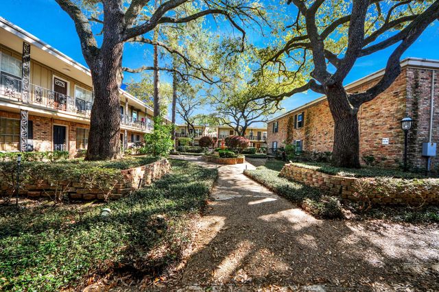 3224 Timmons Lane 168, Houston, TX 77027