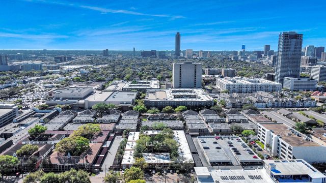 3224 Timmons Lane 168, Houston, TX 77027