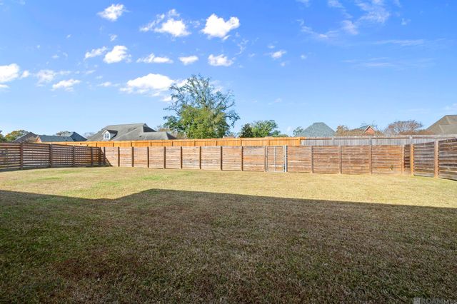 17759 Empress Dr, Greenwell Springs, LA 70739
