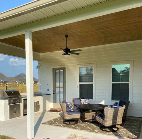 17759 Empress Dr, Greenwell Springs, LA 70739