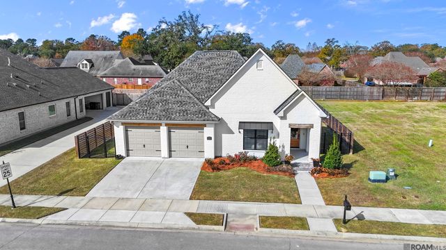 17759 Empress Dr, Greenwell Springs, LA 70739