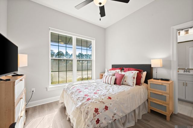 17759 Empress Dr, Greenwell Springs, LA 70739