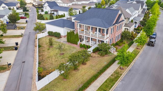 1096 Beckwith St, Franklin, TN 37064
