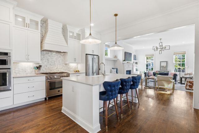1096 Beckwith St, Franklin, TN 37064