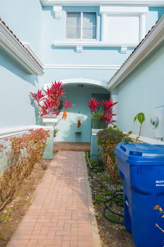 2303 CENTER STONE Lane, Riviera Beach, FL 33404