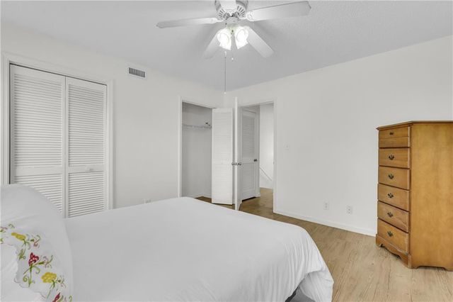 114 S Island Square Drive, St. Simons Island, GA 31522