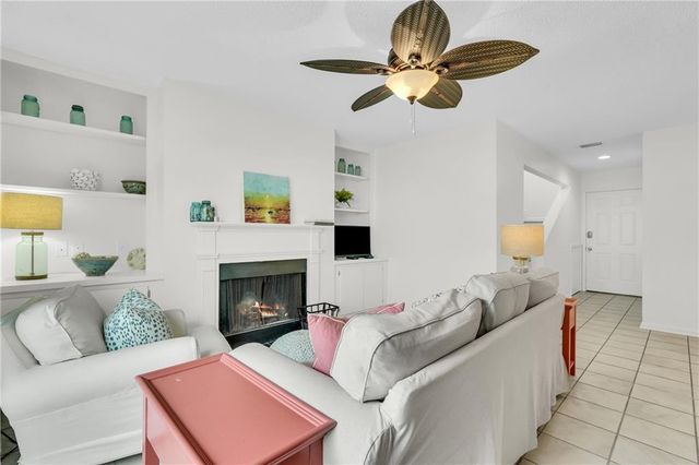 114 S Island Square Drive, St. Simons Island, GA 31522