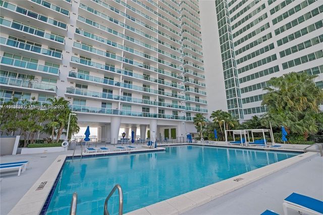 1800 N Bayshore Dr 3304, Miami, FL 33132