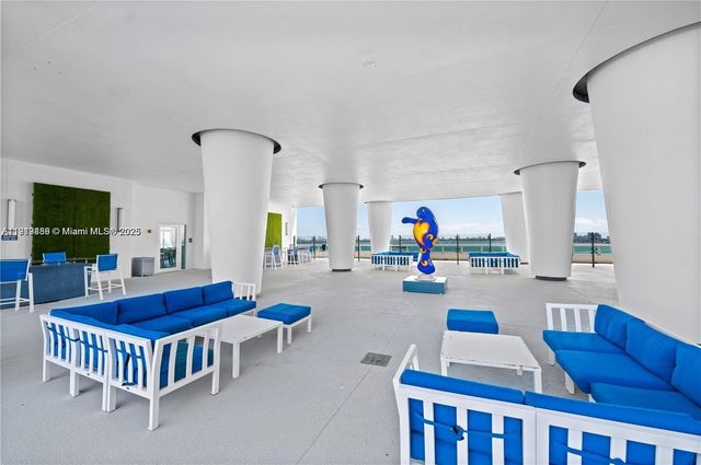 1800 N Bayshore Dr 3304, Miami, FL 33132