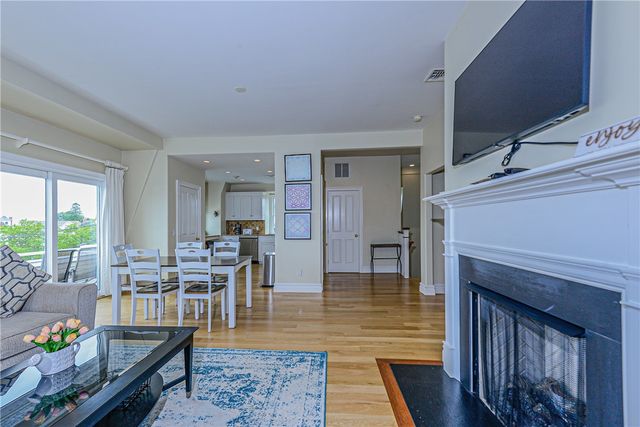 106 William Street 2, Newport, RI 02840