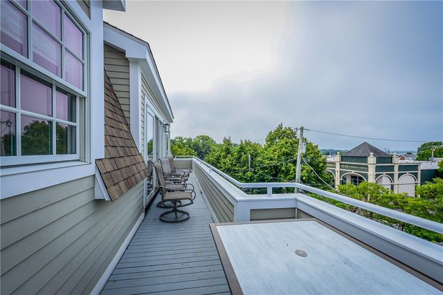 106 William Street 2, Newport, RI 02840