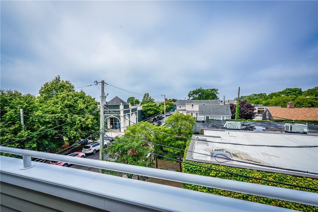 106 William Street 2, Newport, RI 02840