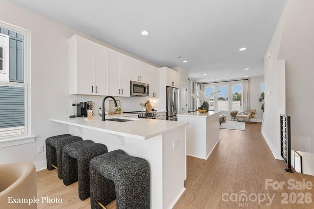 130 Red Azalea Lane 22, Charlotte, NC 28217