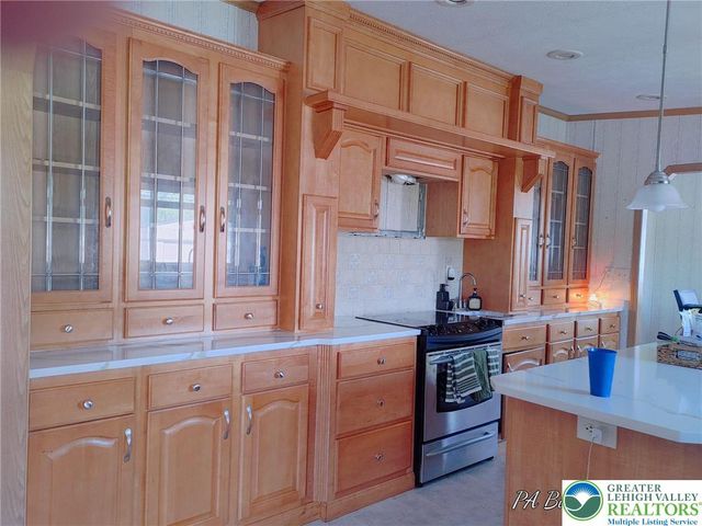 4205 Leopard Circle, North Whitehall Twp, PA 18069