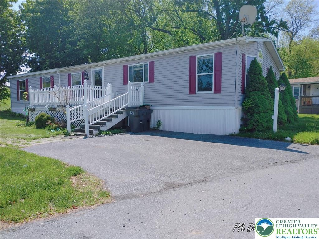 4205 Leopard Circle, North Whitehall Twp, PA 18069