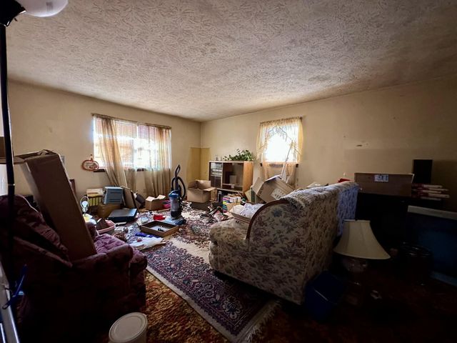 801 E Hill Street, Springfield, MO 65803