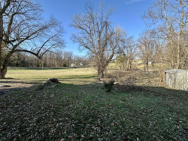 801 E Hill Street, Springfield, MO 65803