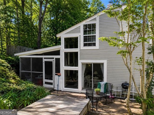 3722 Jamestown Court, Atlanta, GA 30340