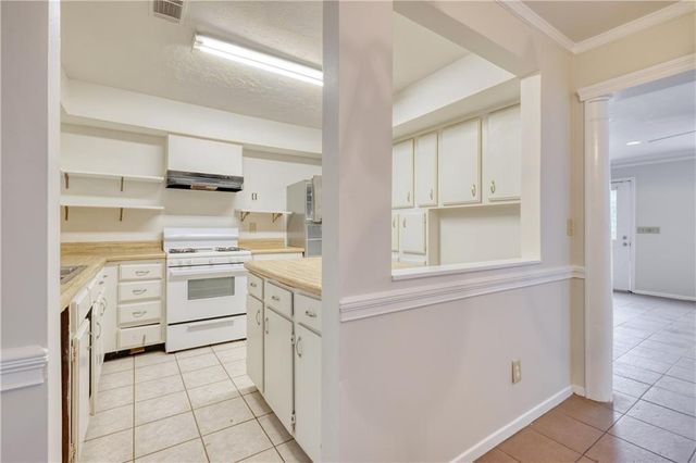 3722 Jamestown Court, Atlanta, GA 30340