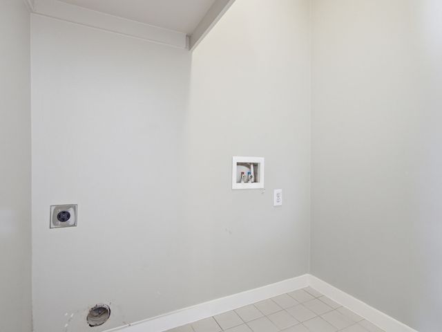3015 Bryan Street 2F, Dallas, TX 75204