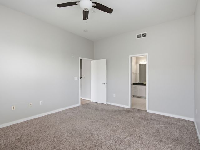 3015 Bryan Street 2F, Dallas, TX 75204