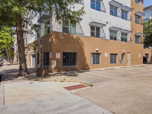 3015 Bryan Street 2F, Dallas, TX 75204