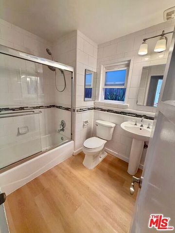 653 Ramona Avenue, Laguna Beach, CA 92651