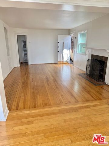 653 Ramona Avenue, Laguna Beach, CA 92651