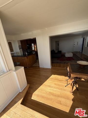 653 Ramona Avenue, Laguna Beach, CA 92651