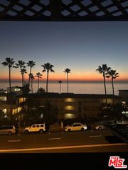 653 Ramona Avenue, Laguna Beach, CA 92651