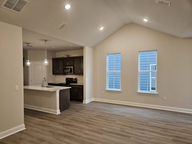 313 W Stonehaus Crossing, Antioch, TN 37013