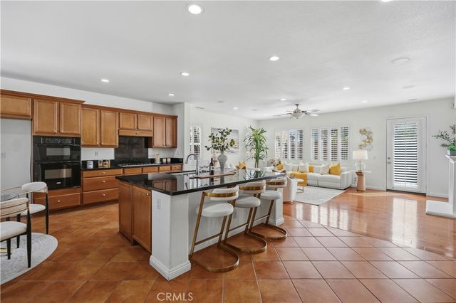 2163 Summerset, Corona, CA 92879
