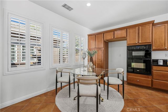 2163 Summerset, Corona, CA 92879