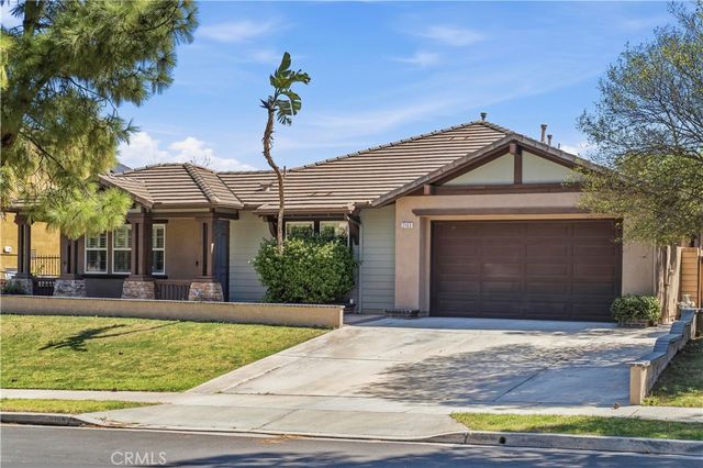 2163 Summerset, Corona, CA 92879