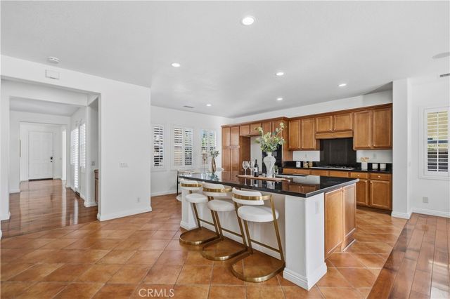 2163 Summerset, Corona, CA 92879