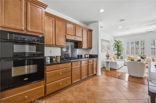 2163 Summerset, Corona, CA 92879