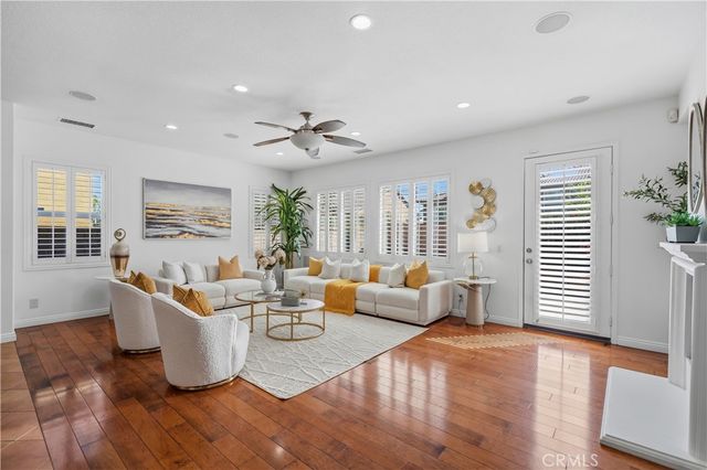 2163 Summerset, Corona, CA 92879