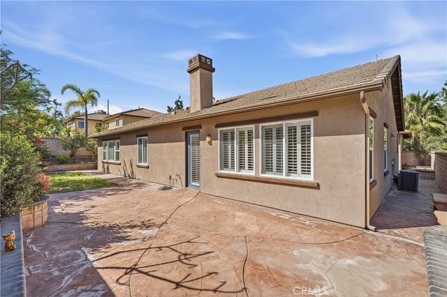 2163 Summerset, Corona, CA 92879