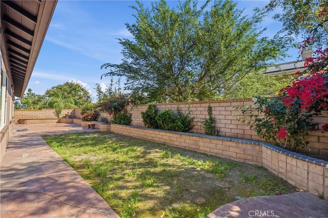 2163 Summerset, Corona, CA 92879