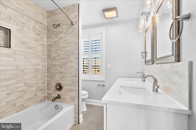 163 B AND O AVE, Frederick, MD 21701